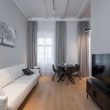 Lutsu Residents - Unique Apartment In Old Town, Keyless Tartu Extérieur photo