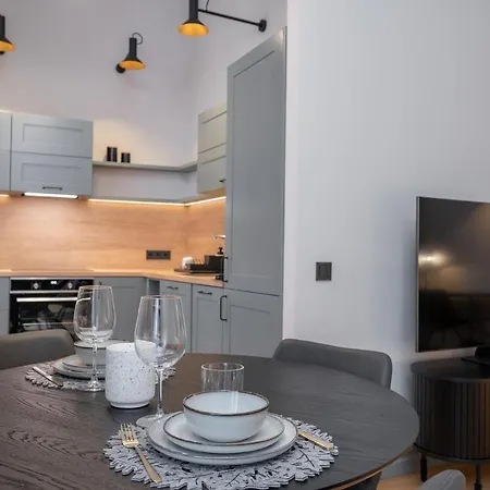 Lutsu Residents - Unique Apartment In Old Town, Keyless Tartu Extérieur photo