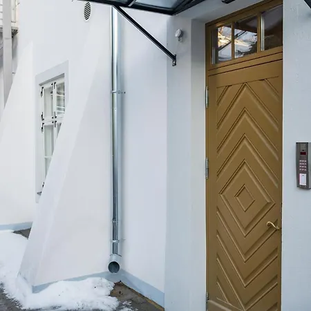 Lutsu Residents - Unique Apartment In Old Town, Keyless Tartu Extérieur photo