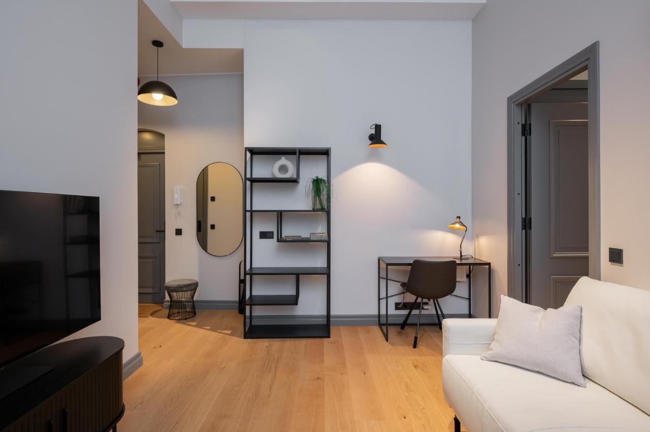 Lutsu Residents - Unique In Old Town, Keyless Apartment Tartu